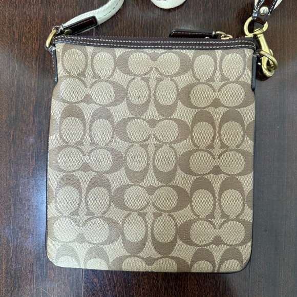 Coach Signature Crossbody Bag Logo Brown Handbag Purse - Picture 2 of 9